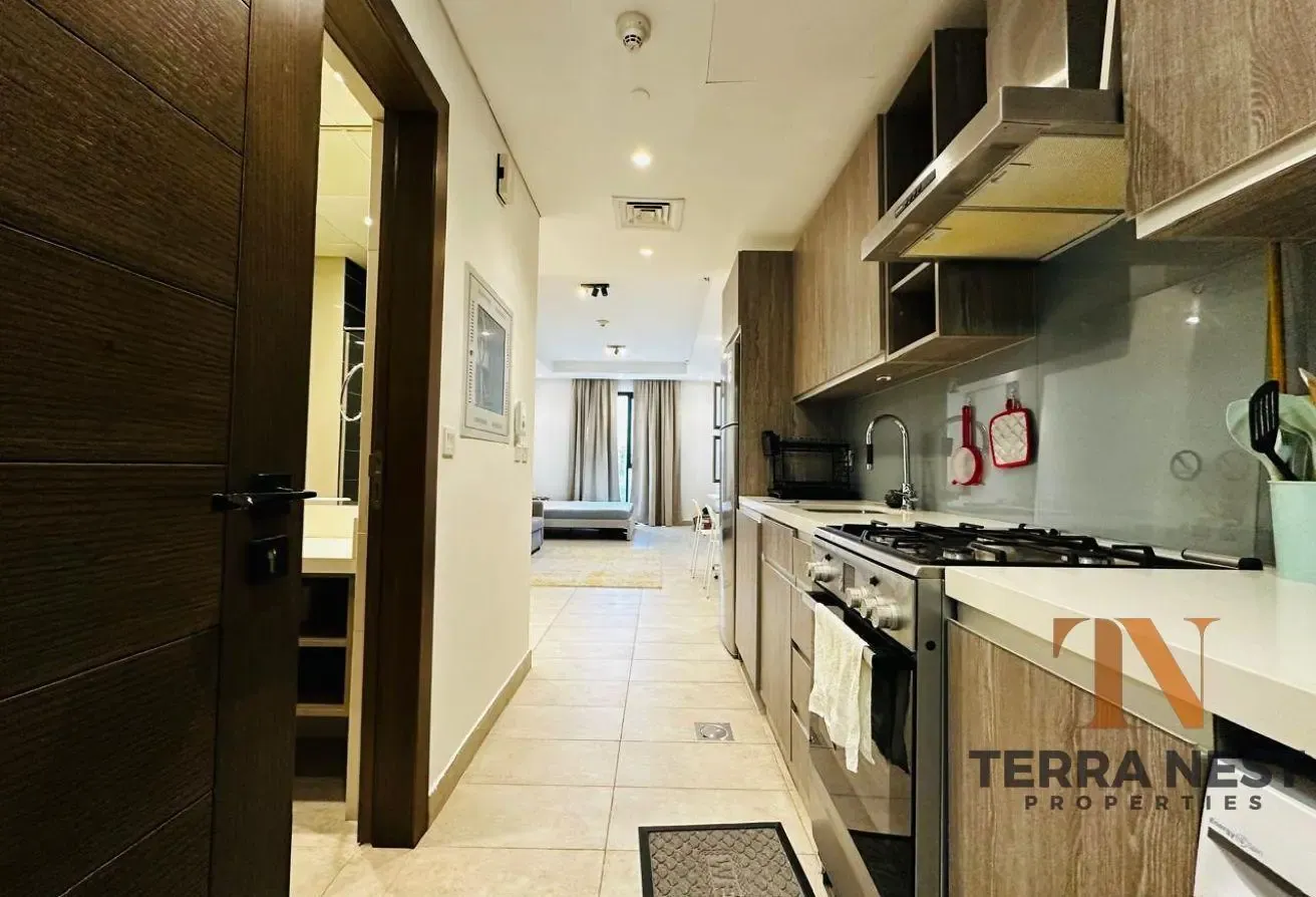 SPACIOUS | NEAR TO EXIT | STYLISH STUDIO