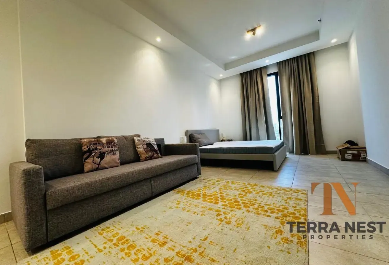 SPACIOUS | NEAR TO EXIT | STYLISH STUDIO