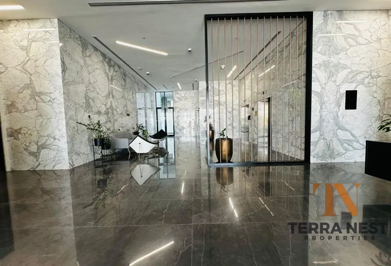 SPACIOUS | NEAR TO EXIT | STYLISH STUDIO