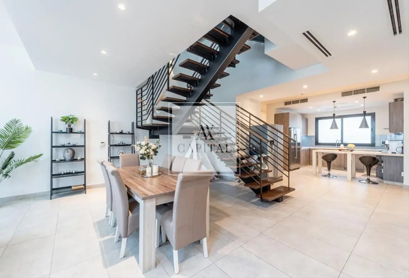 Stunning 4 Bedrooms | Maid Room | Near mall