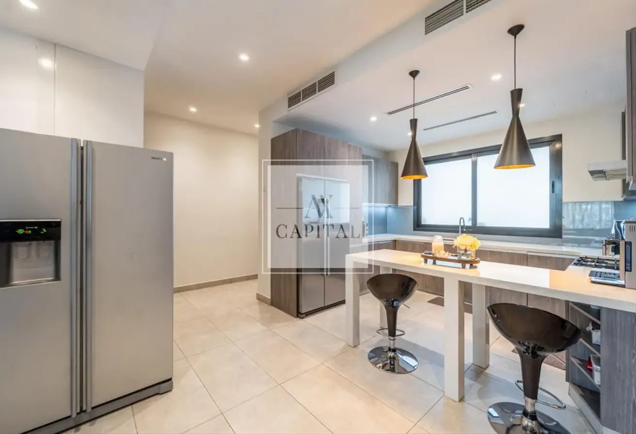 Stunning 4 Bedrooms | Maid Room | Near mall