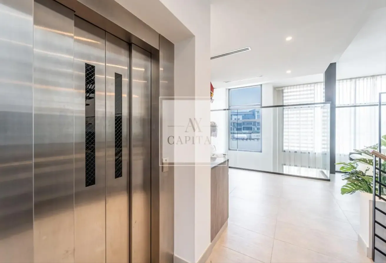 Stunning 4 Bedrooms | Maid Room | Near mall