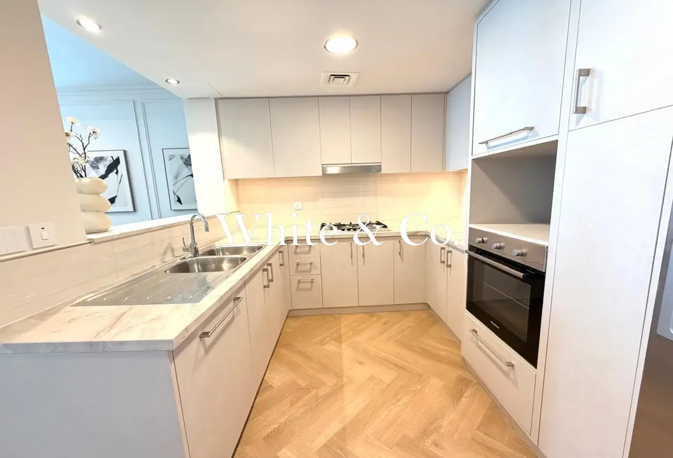 HIGH FLOOR | FURNISHED | SPECTACULAR VIEWS