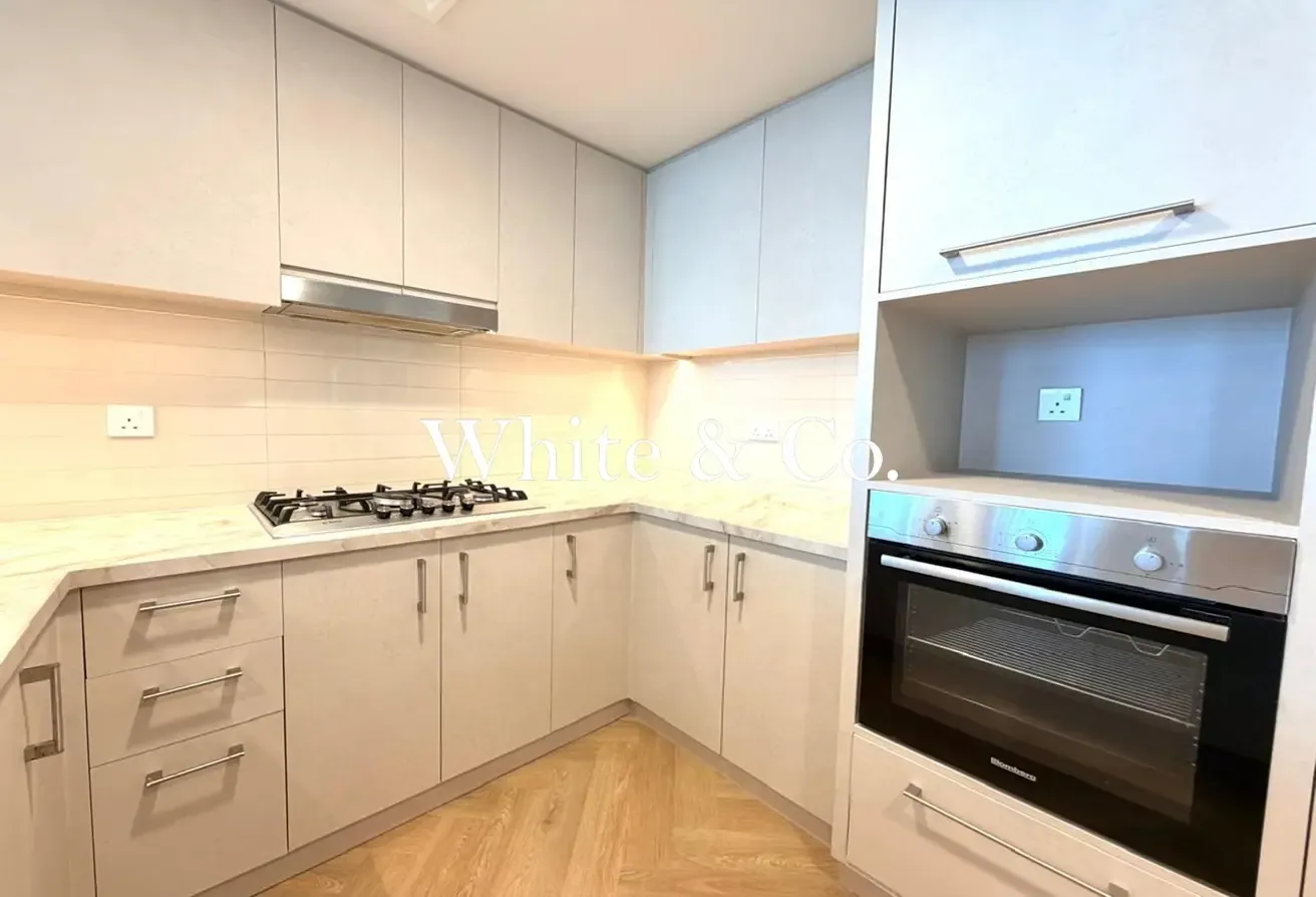 HIGH FLOOR | FURNISHED | SPECTACULAR VIEWS