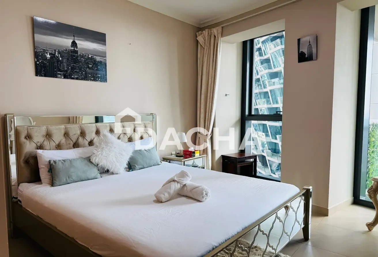 Ready to move in| Mid Floor| Chiller Free