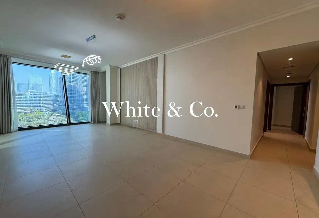 Unfurnished | Burj Khalifa View | Vacant