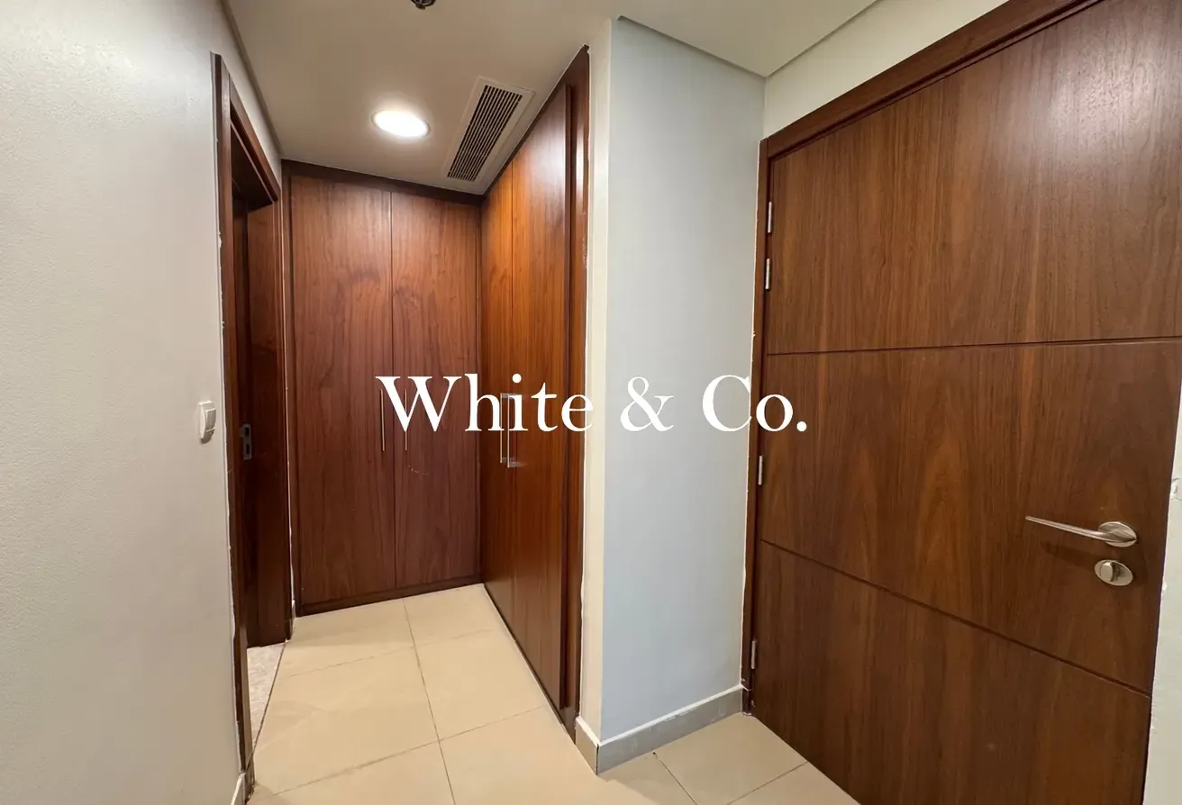 Unfurnished | Burj Khalifa View | Vacant