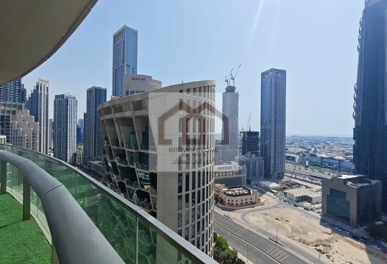 Spacious 2 BHK | End Corner | Fully Furnished