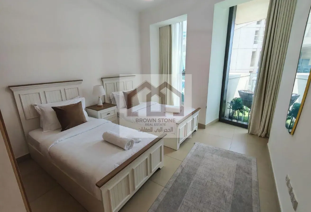 Spacious 2 BHK | End Corner | Fully Furnished