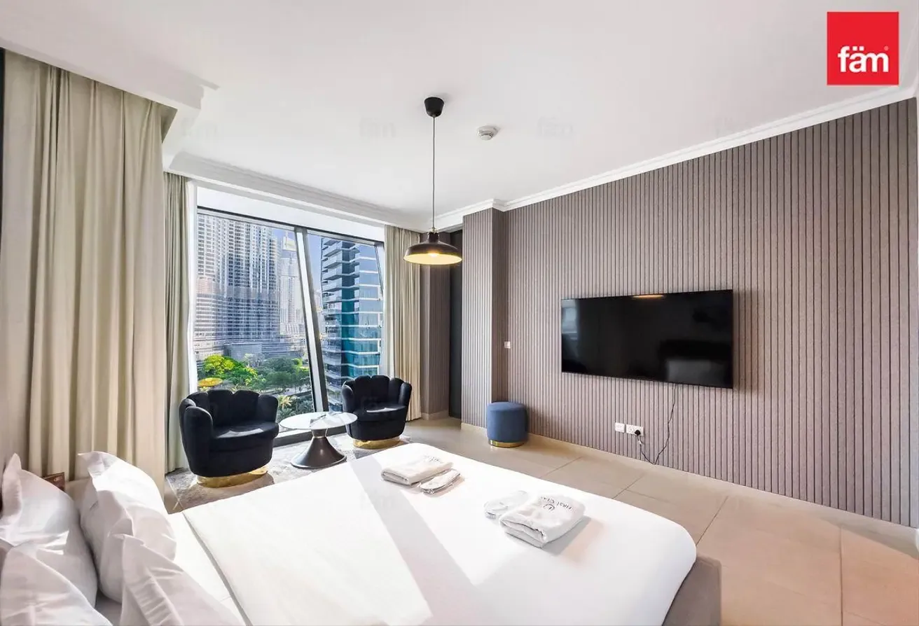 Full Burj Khalifa View | Chiller Free | Big Layout