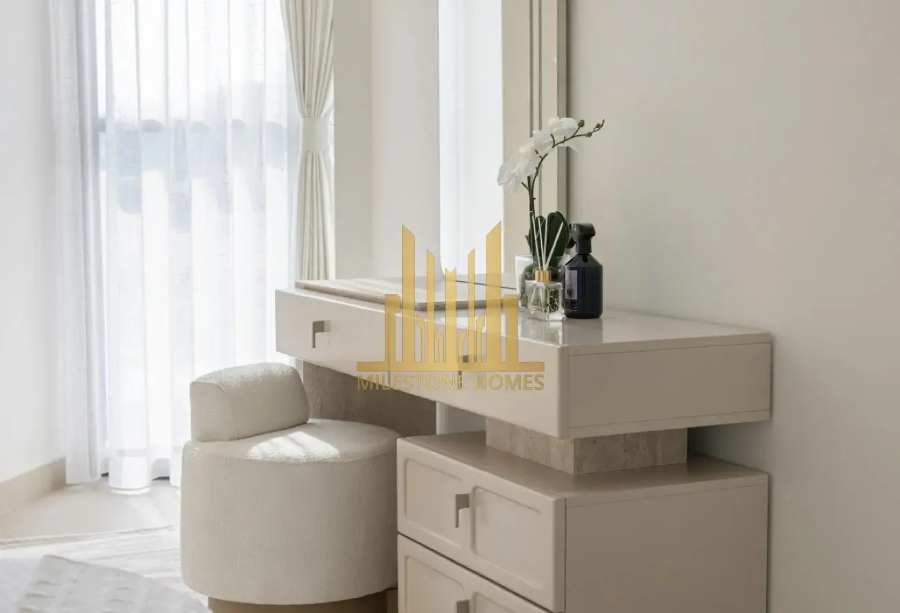 Fully Furnished Metro Connected Chiller Free
