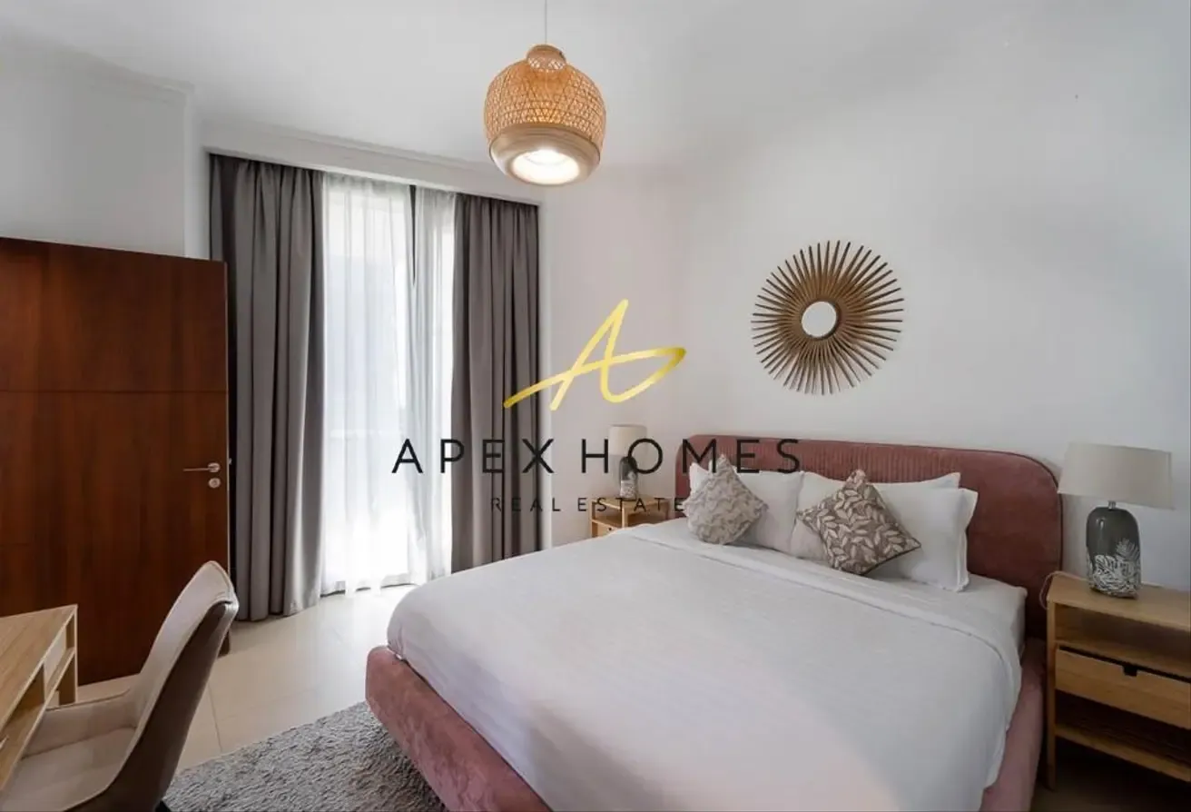 Vacant Now | Community View | Fully Furnished