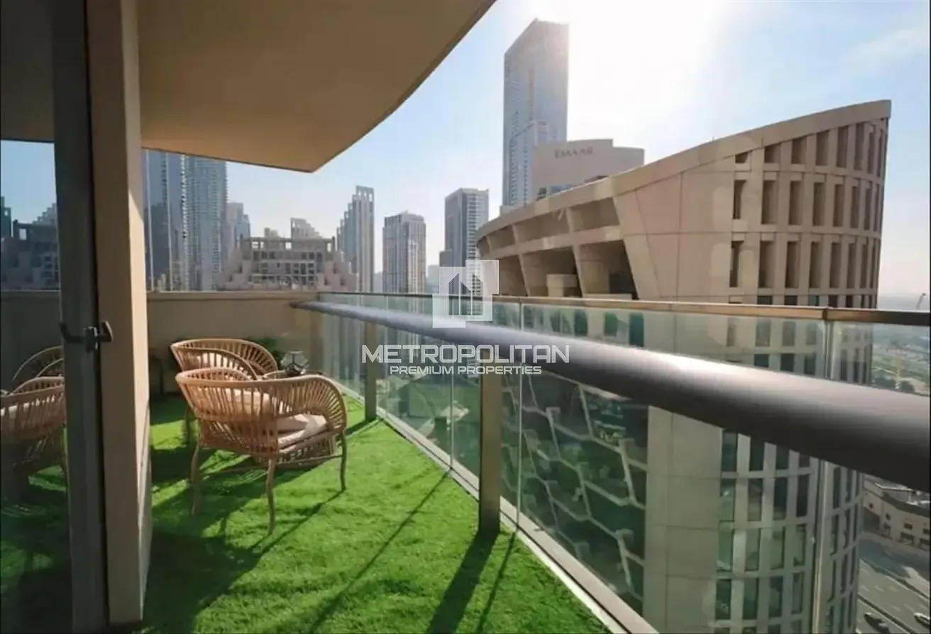 Spacious 2 Bed | Middle Floor | Ready to Move In