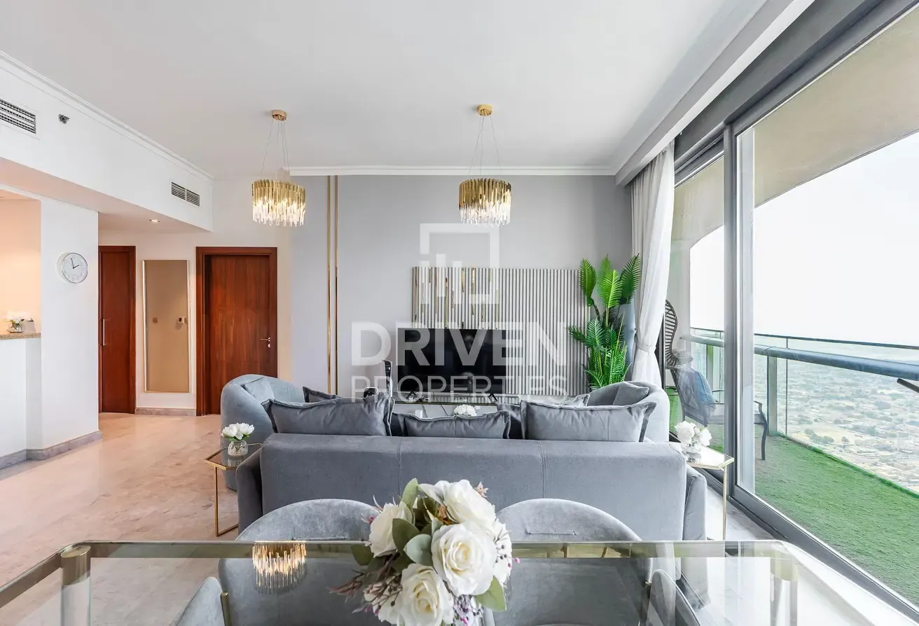 Spacious | Luxury Furnished | Boulevard View