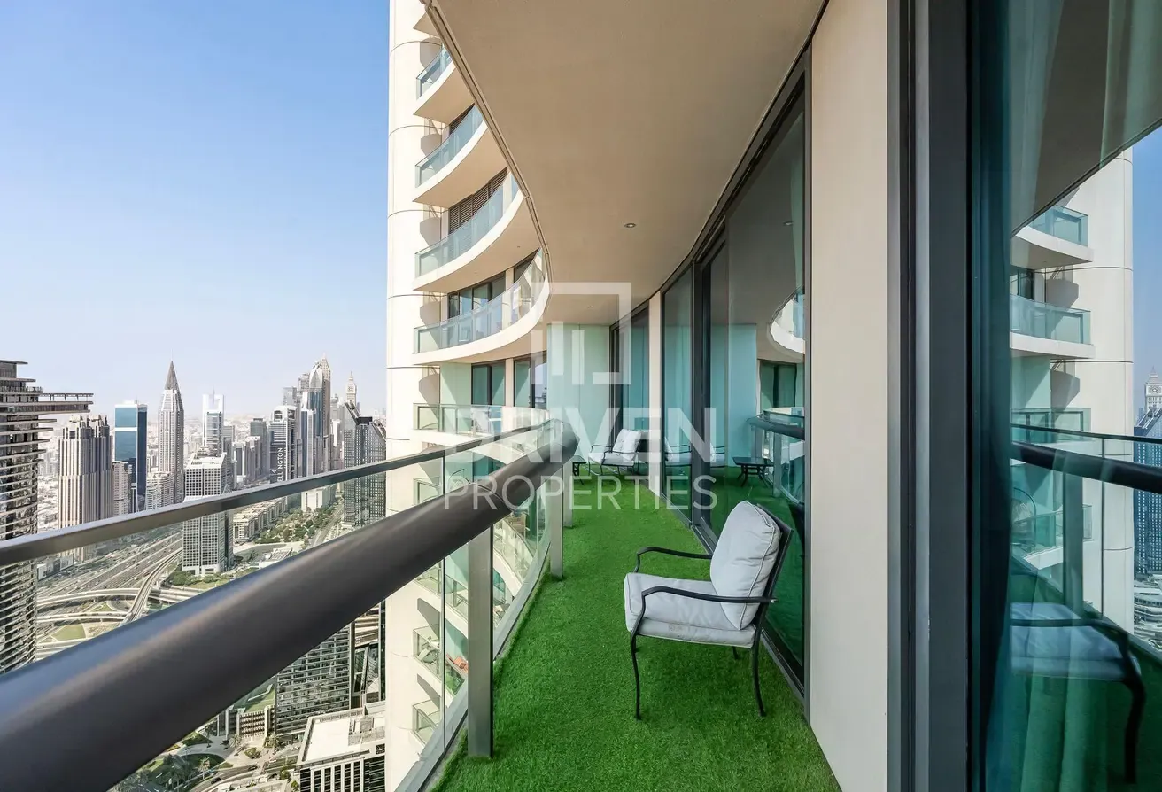 Spacious | Luxury Furnished | Boulevard View