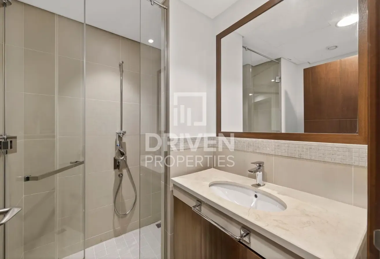 In the Heart of the City | Furnished | Mall Access