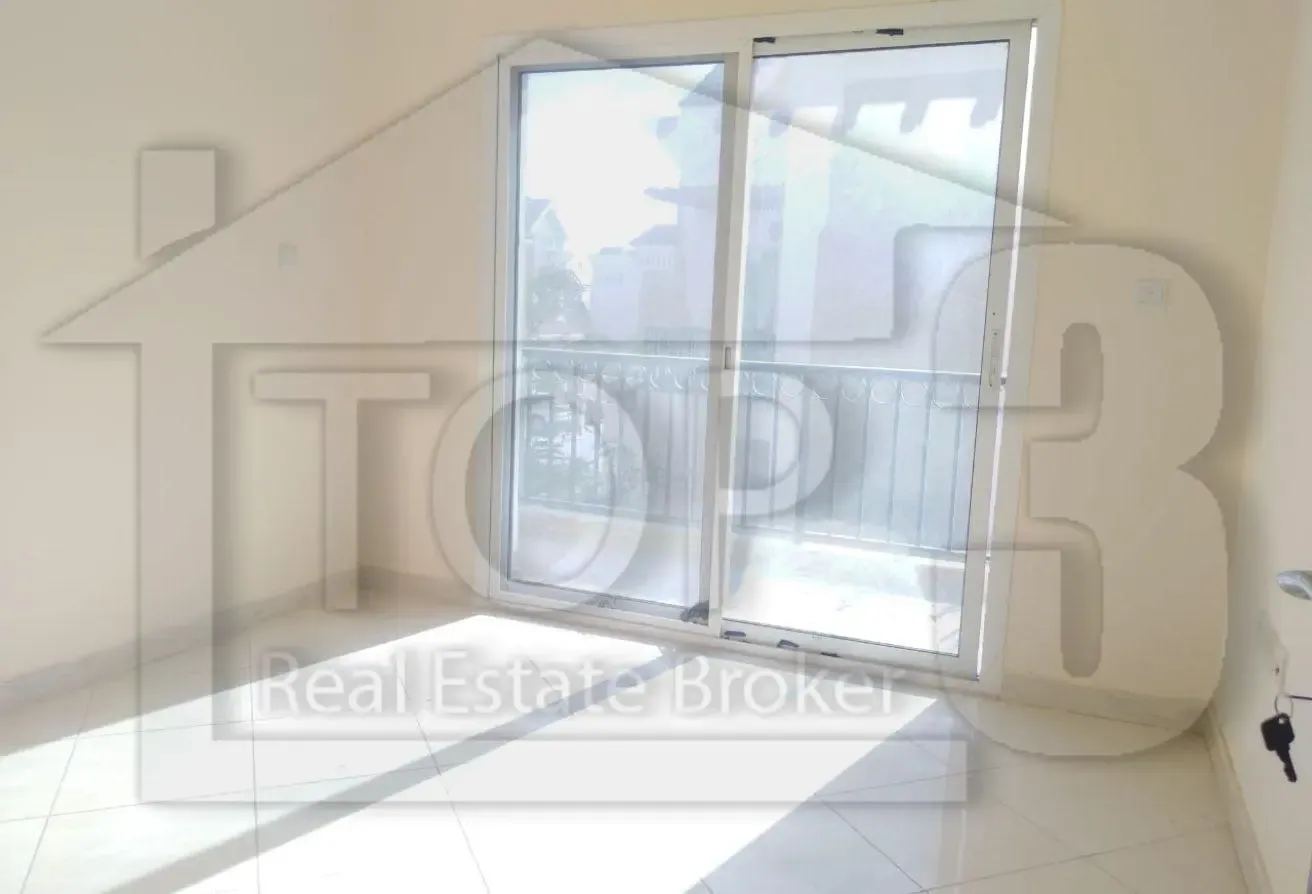 Amazing offer,3BHK villa/2 parking/Big Garden