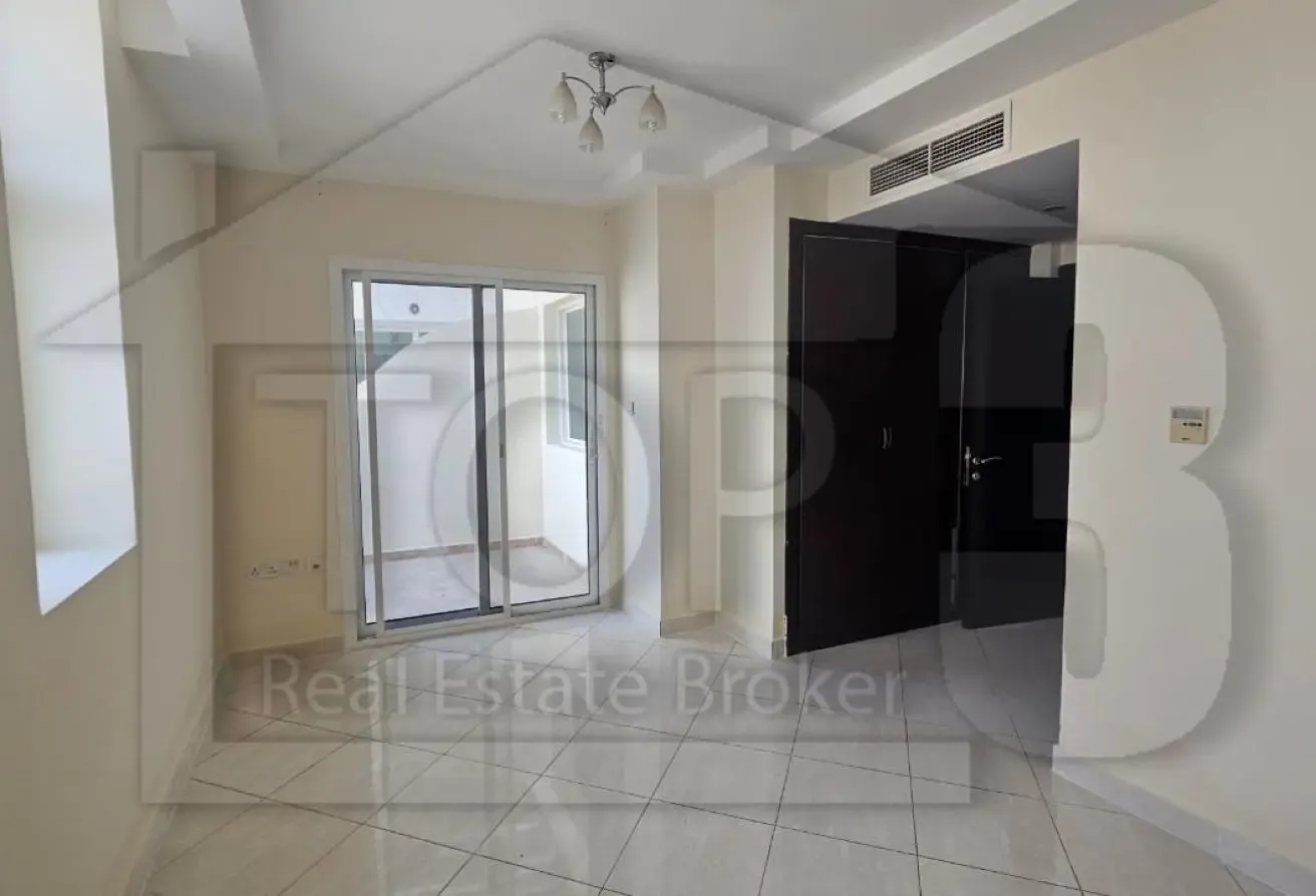 Unfurnished 3 BHK With Ample Garden.