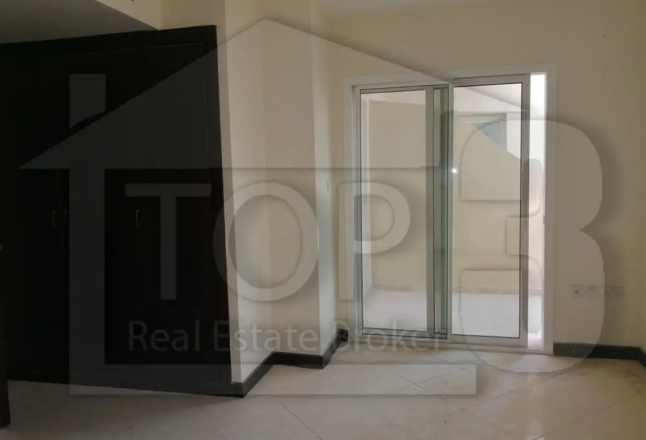 Unfurnished 3 BHK With Ample Garden.