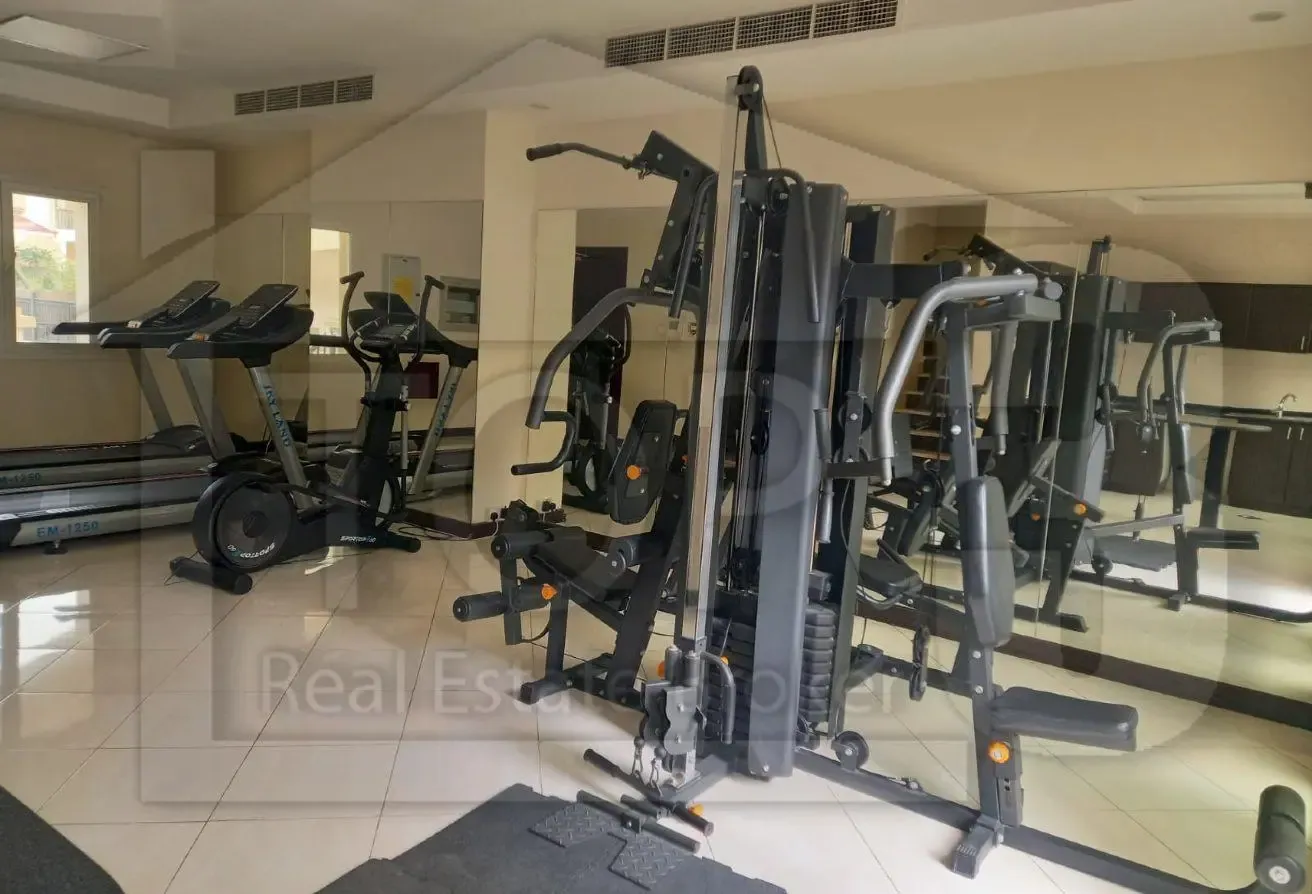 Unfurnished 3 BHK With Ample Garden.