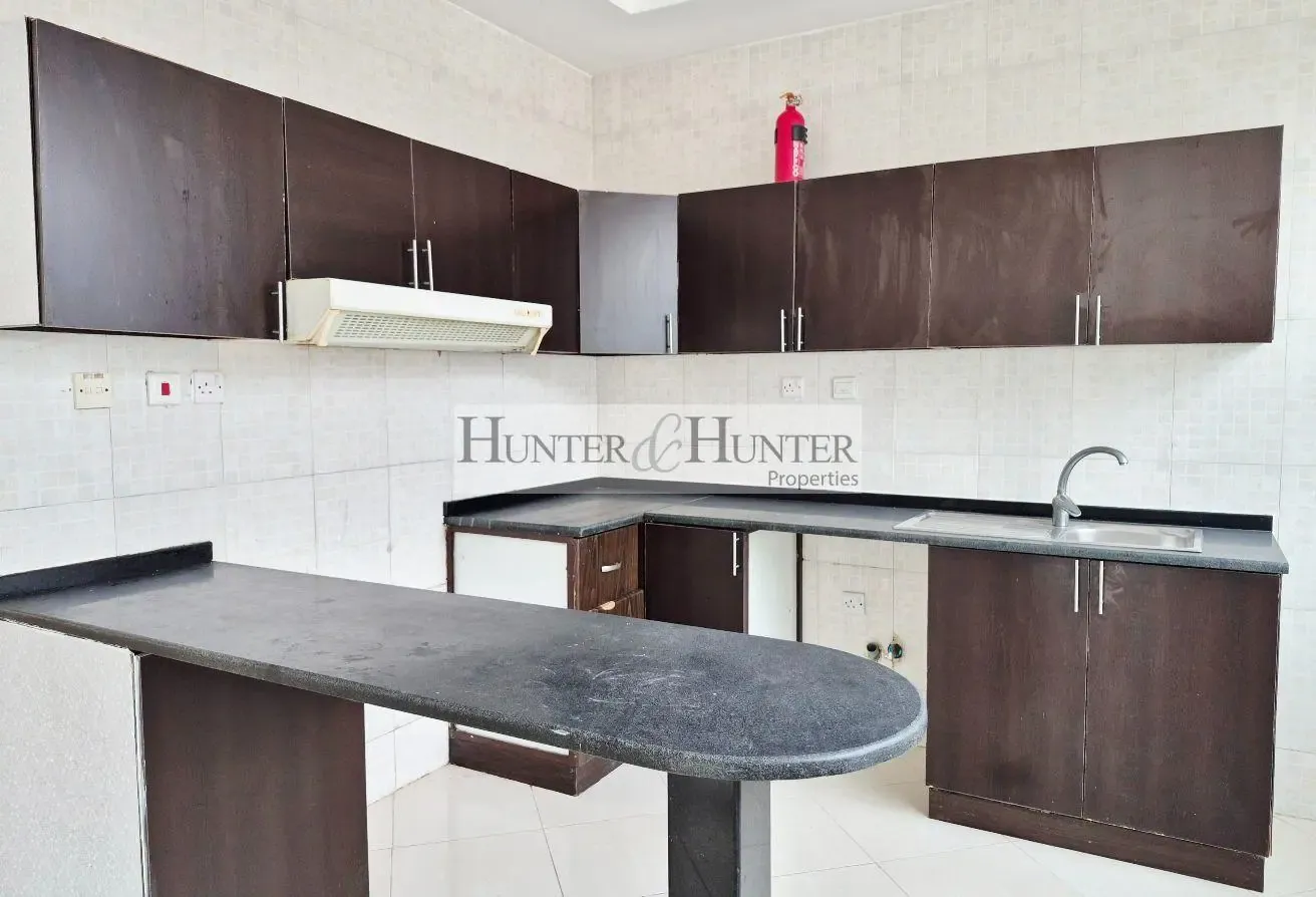 READY TO MOVE IN | CHILLER FREE | GREAT CONDITION