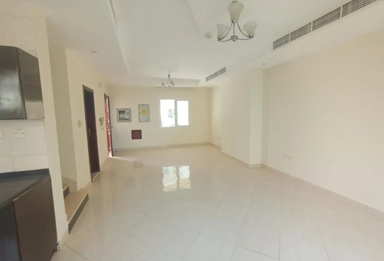 SPACIOUS || 3 BEDROOM || LANDSCAPED