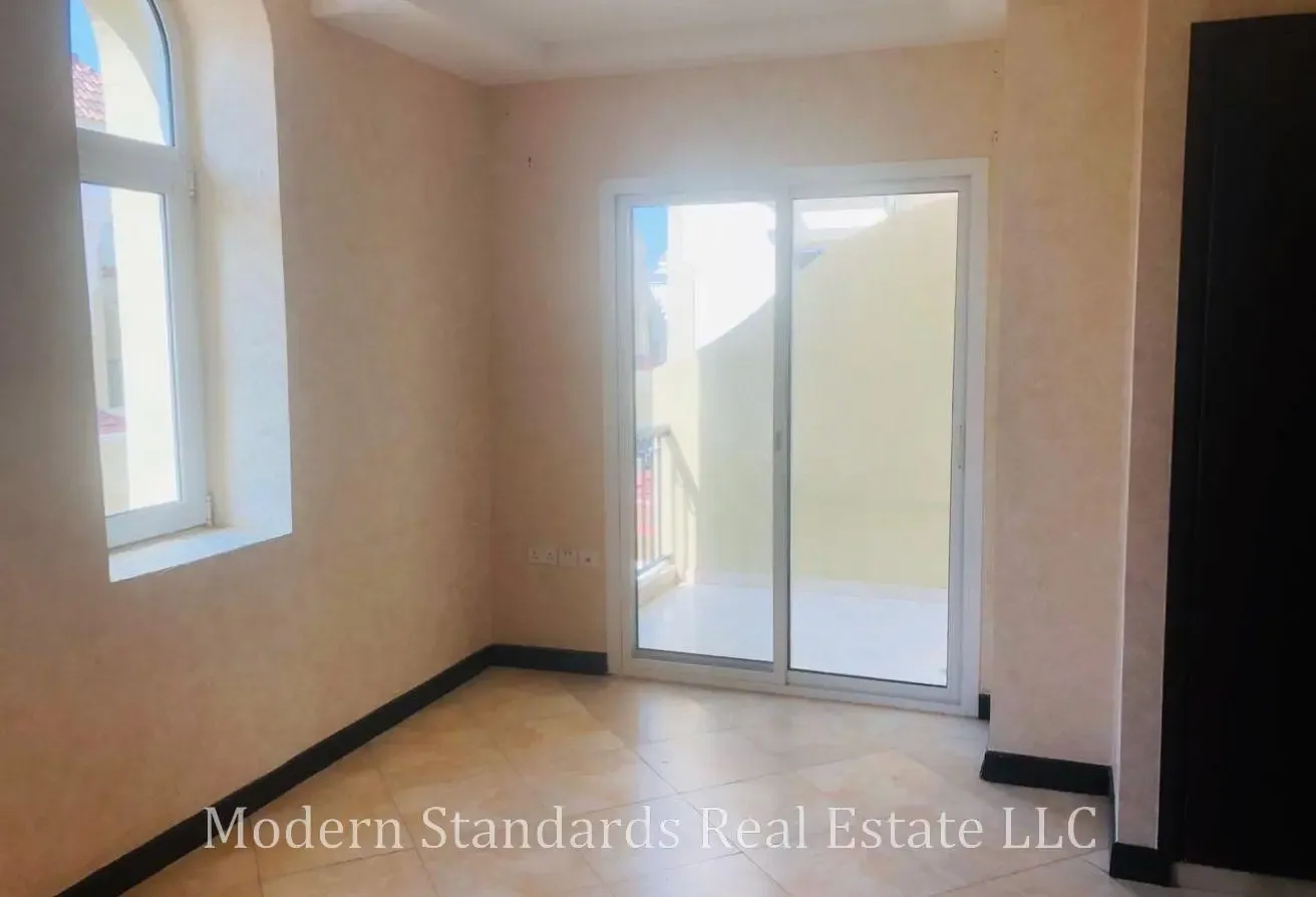 Spacious 3BR Townhouse Sahara Meadows 1