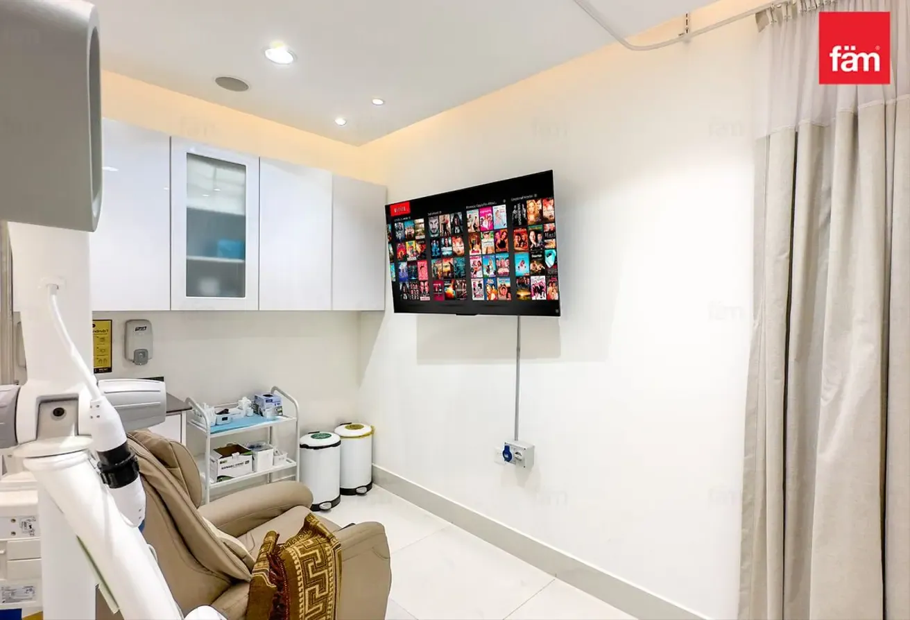 Ready To Use | Five Parkings | Fully Fitted
