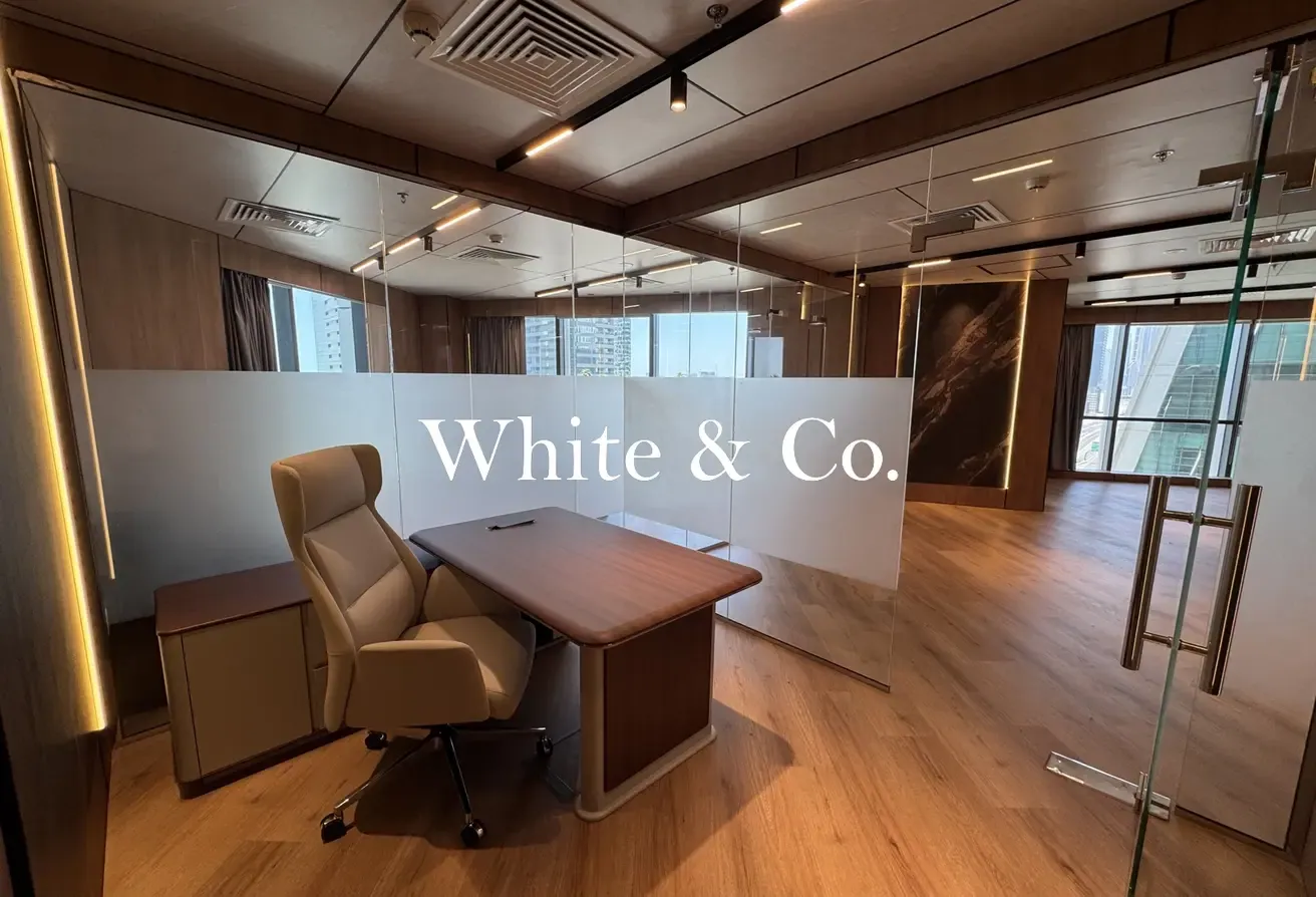 Available | Luxury Fit-Out | Corner Unit