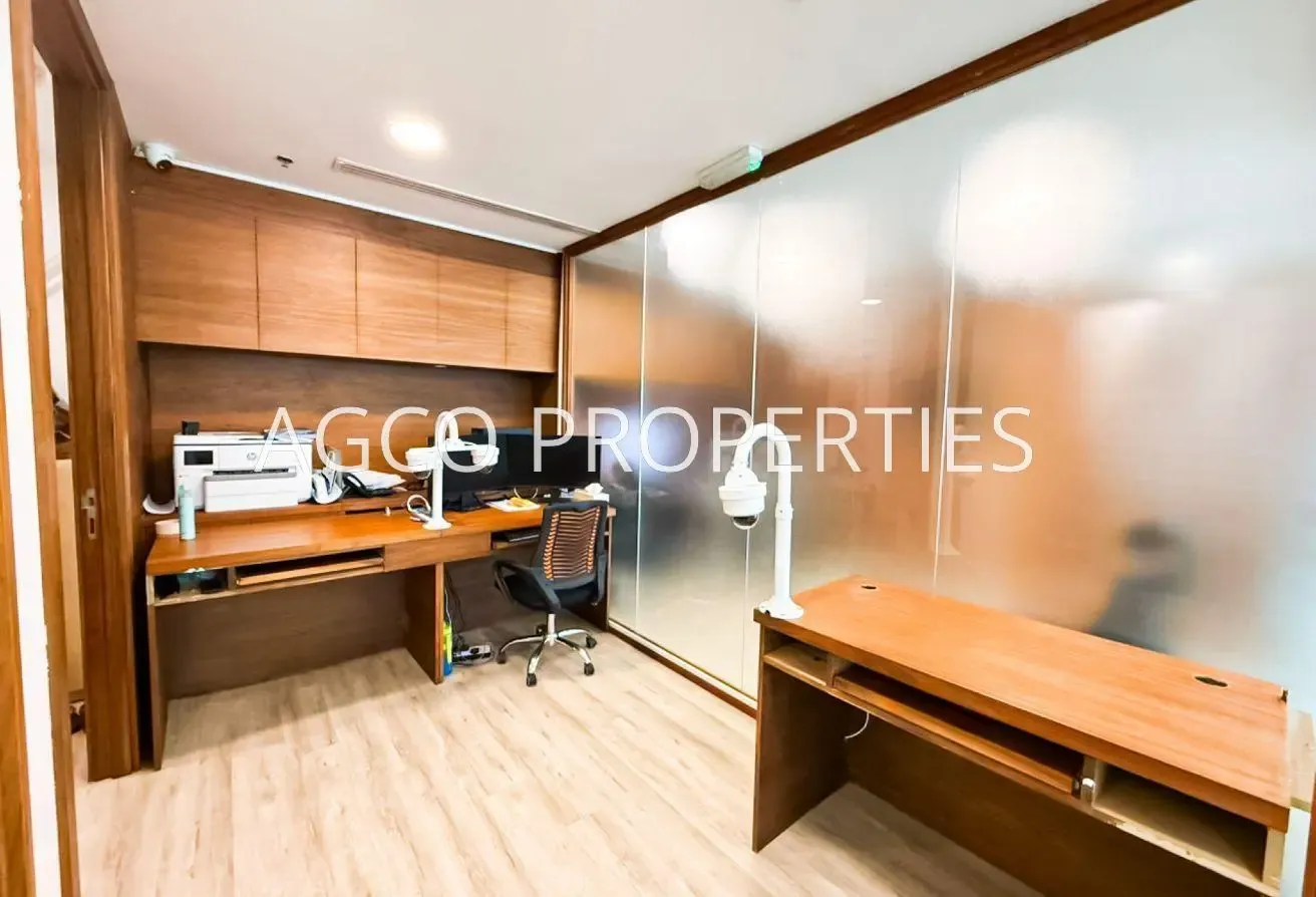 Fitted | Furnished | Near Metro | Hight Floor