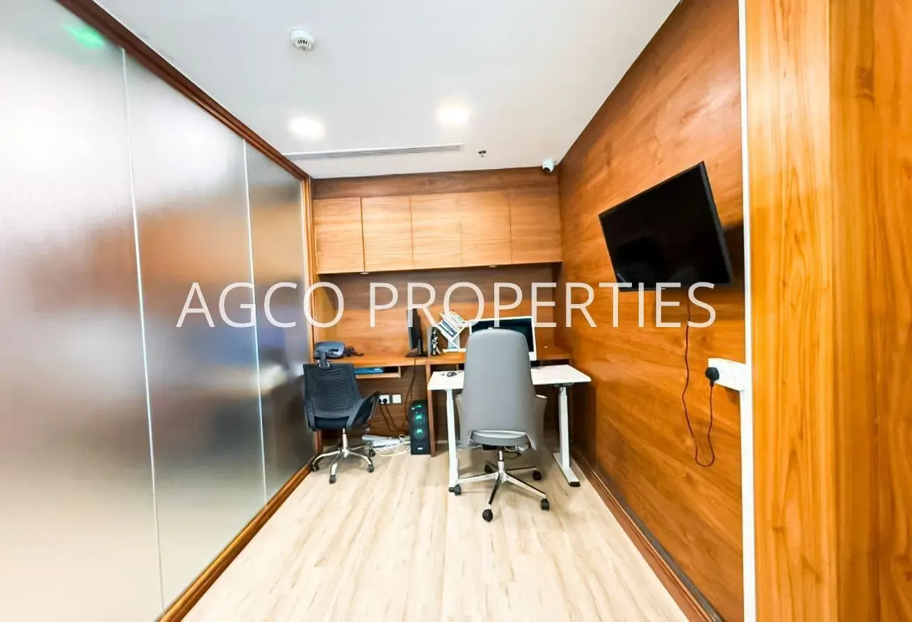 Fitted | Furnished | Near Metro | Hight Floor