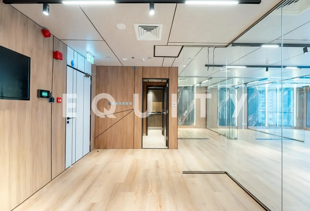 Vacant Now | Upgraded Office | Luxury Fit Out