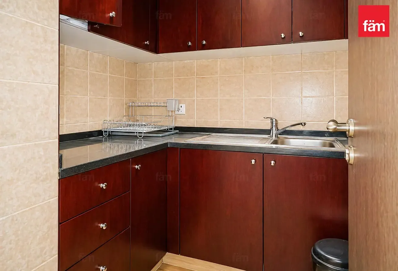 Fully Furnished | Near Metro | Community Expert