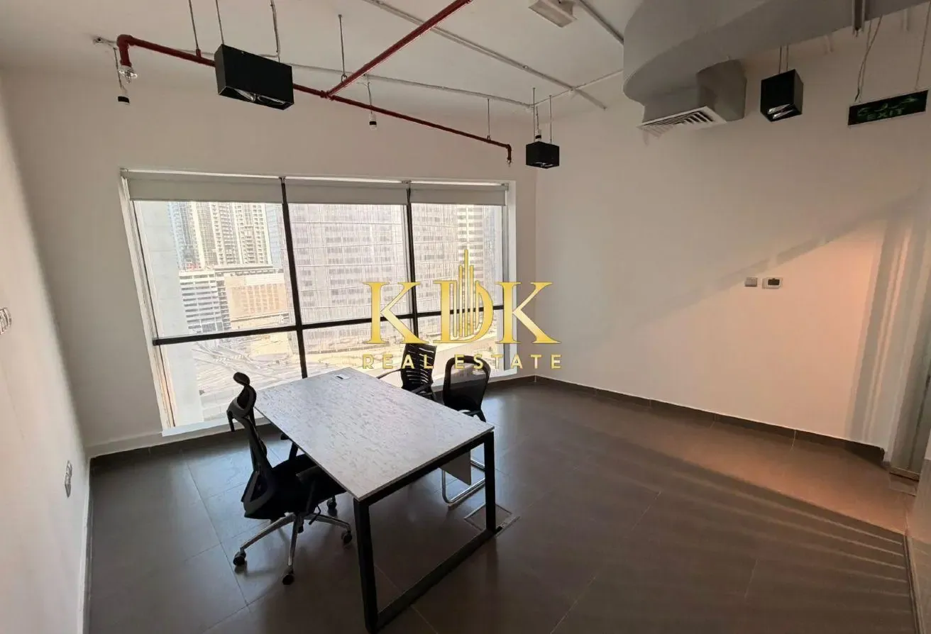 Fitted Office | Regal Tower | Downtown City View