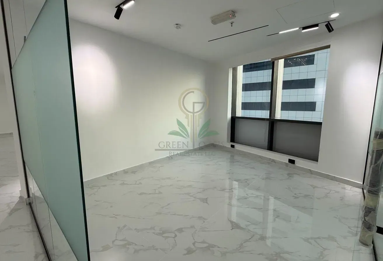 Brand-New Renovated | Vacant | Close to Metro