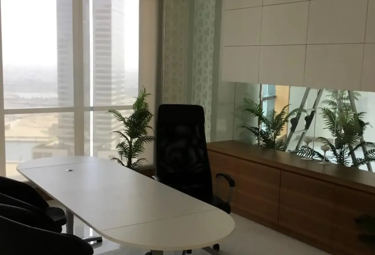 Fully Luxury Upgraded! Near Metro! Vacant Soon!
