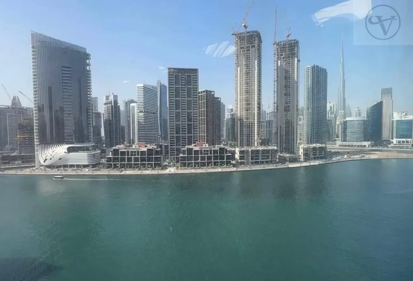 Full Canal-Burj View | Vacant | 2 Parking