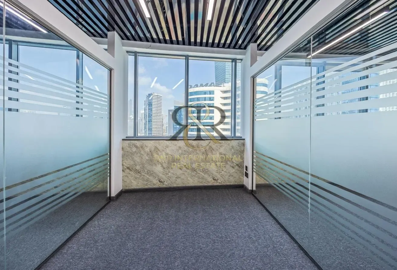 Glass Fitted Office | High Floor | Prime Location