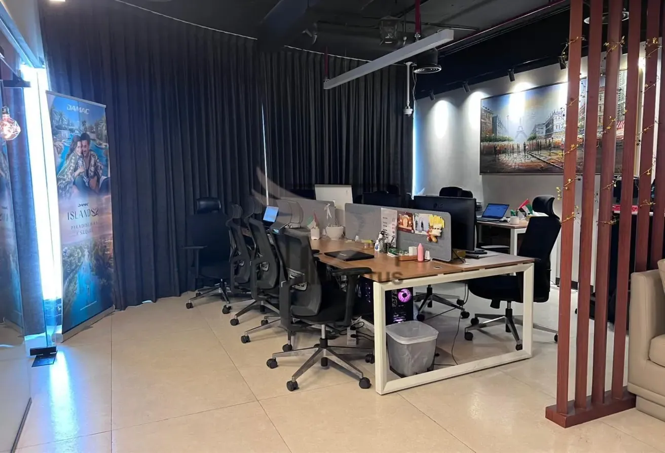 Combined Office Unit | Fully Fitted | High Floor