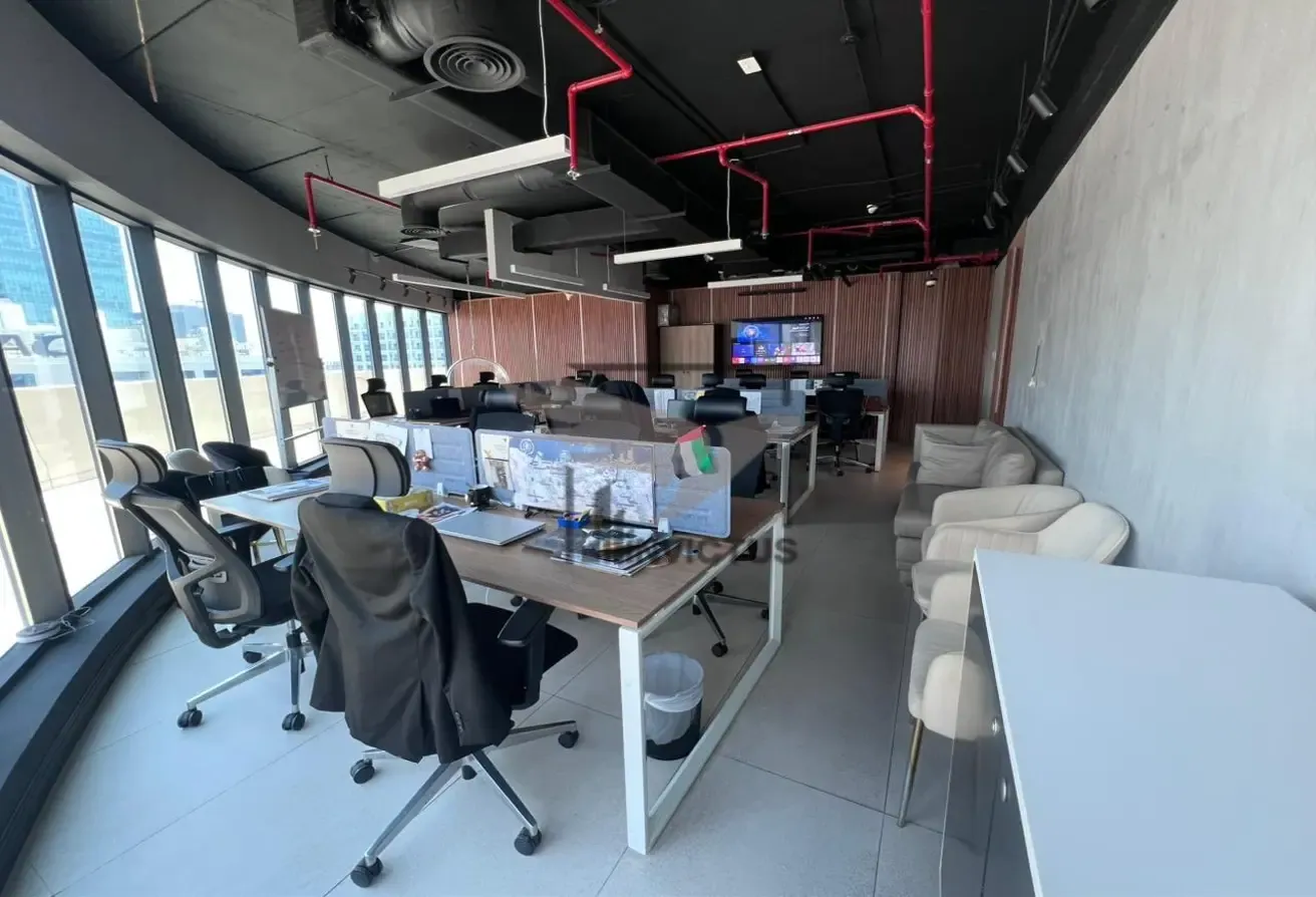 Combined Office Unit | Fully Fitted | High Floor
