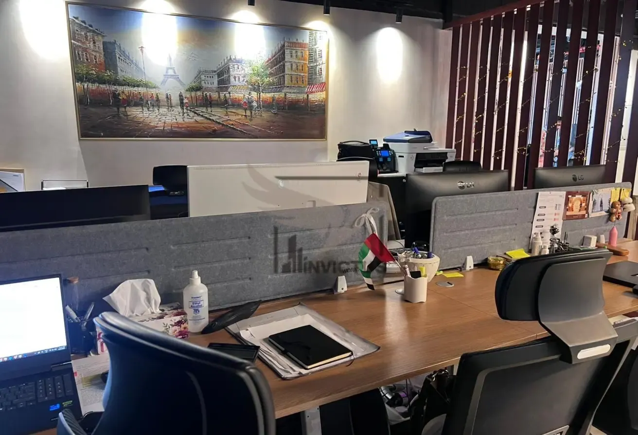 Combined Office Unit | Fully Fitted | High Floor
