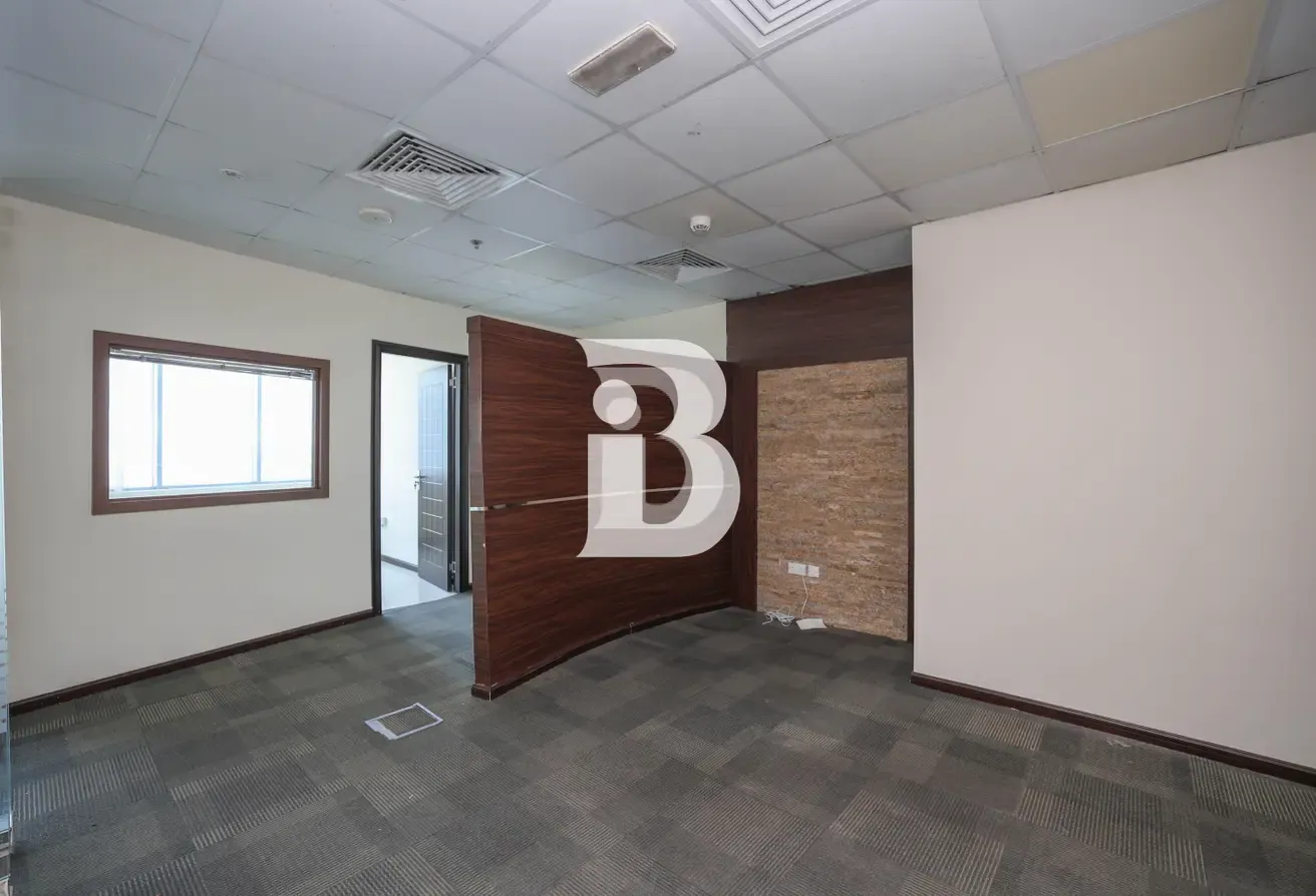 Office for Sale | XL Tower | Vacant