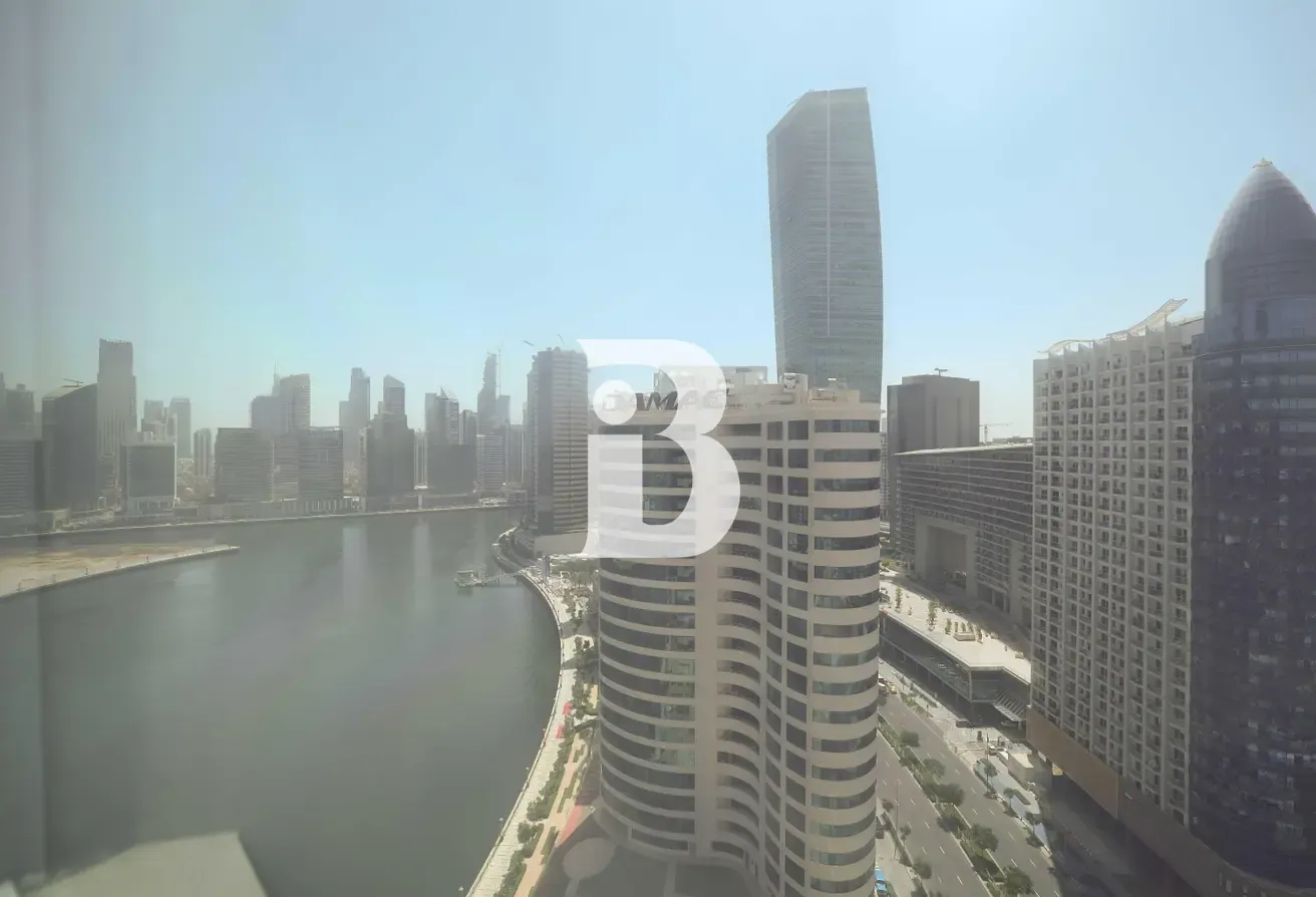 Office for Sale | XL Tower | Vacant Office
