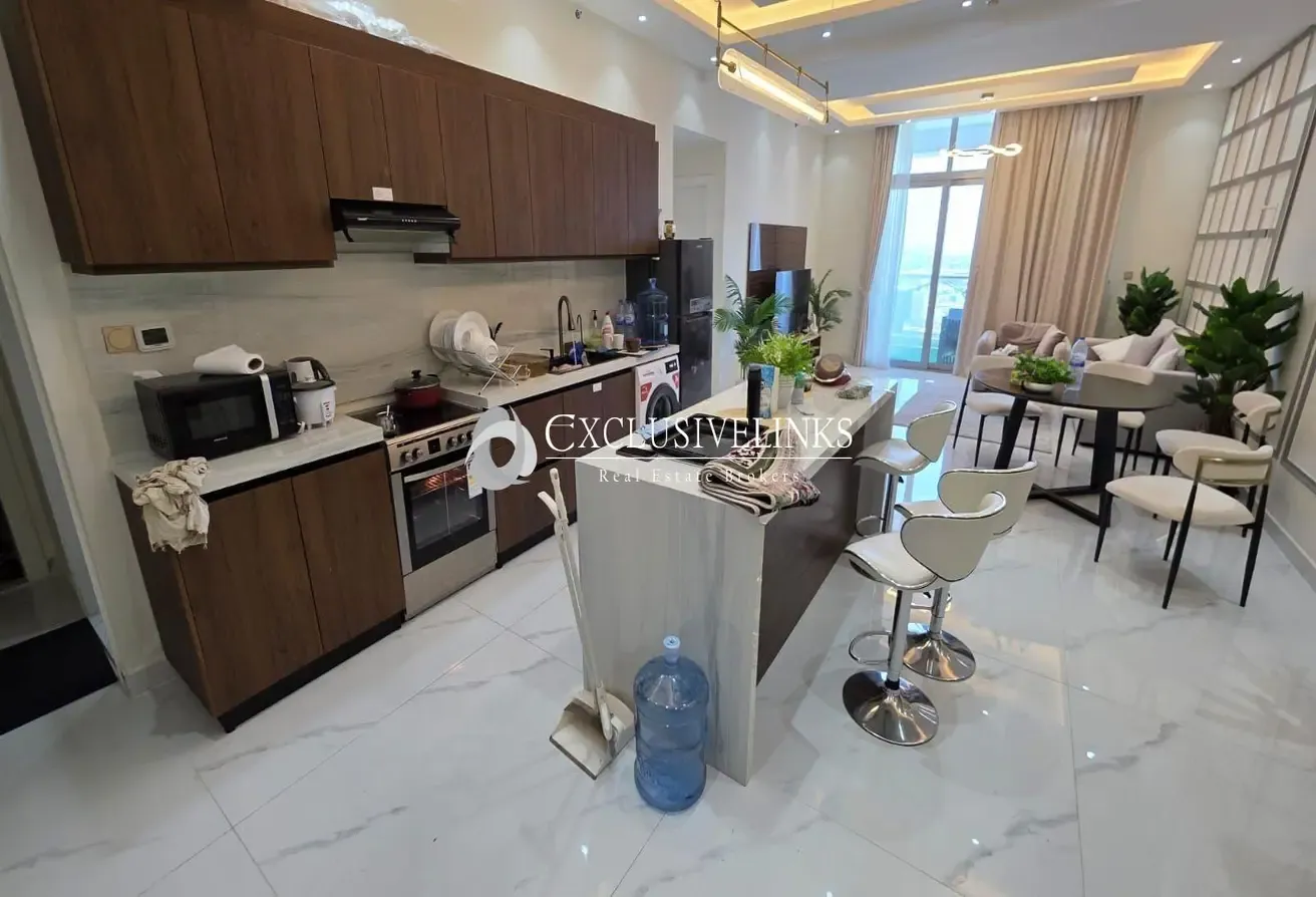 Furnished | Upgraded 2 Beds | Prime Location