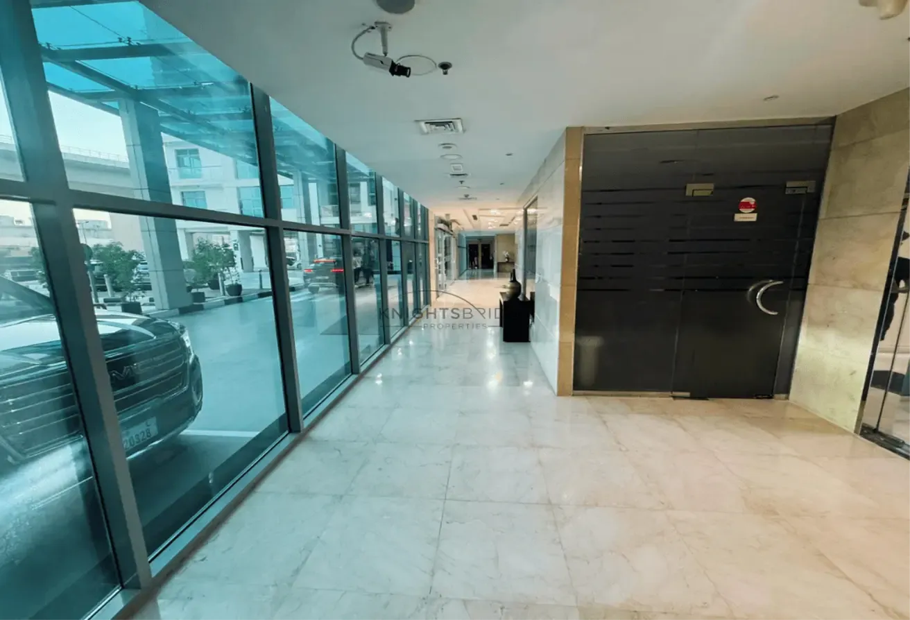 Panoramic Skyline | DEC Towers  |  Spacious 1 Bed