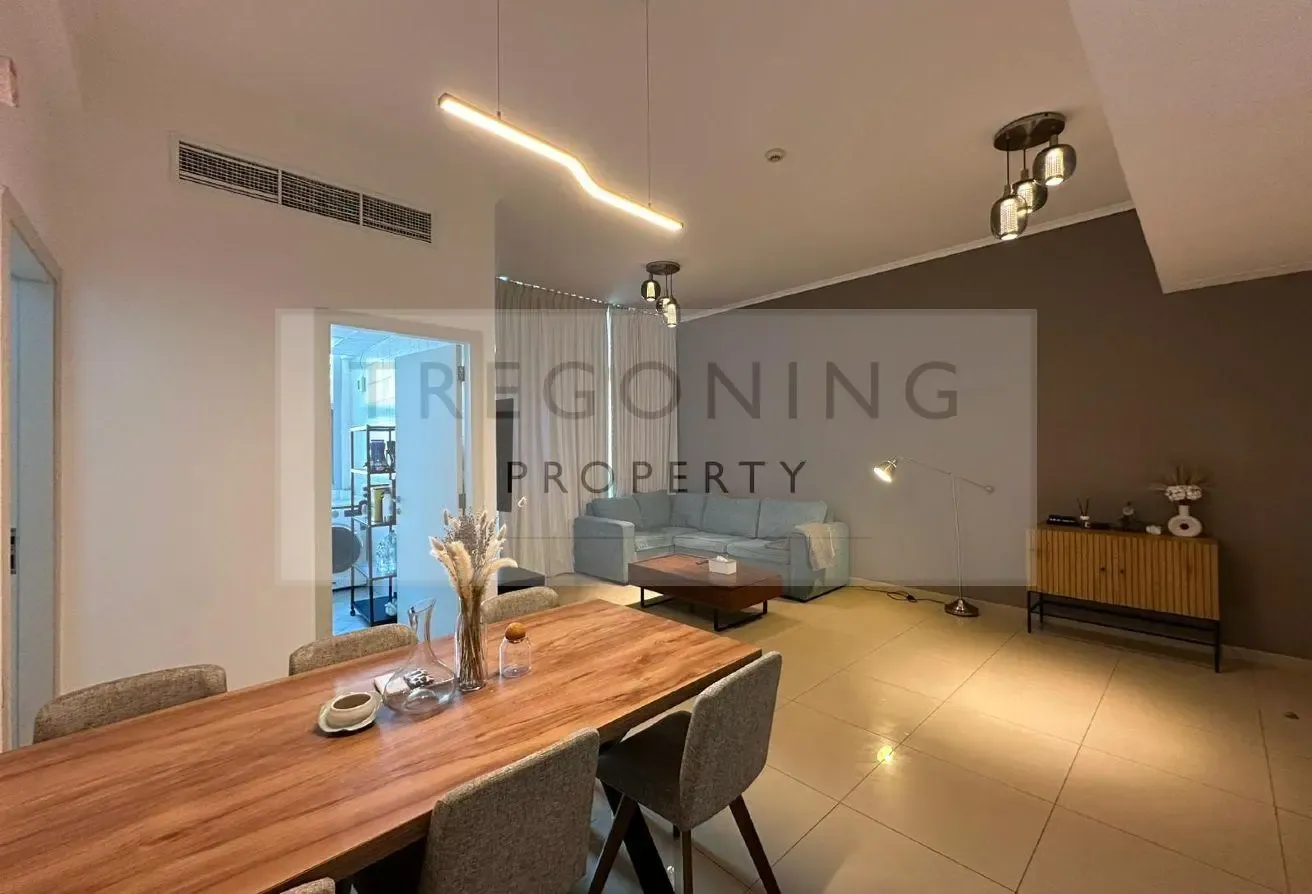Fabulous DEC Tower 2 1 BR Apt