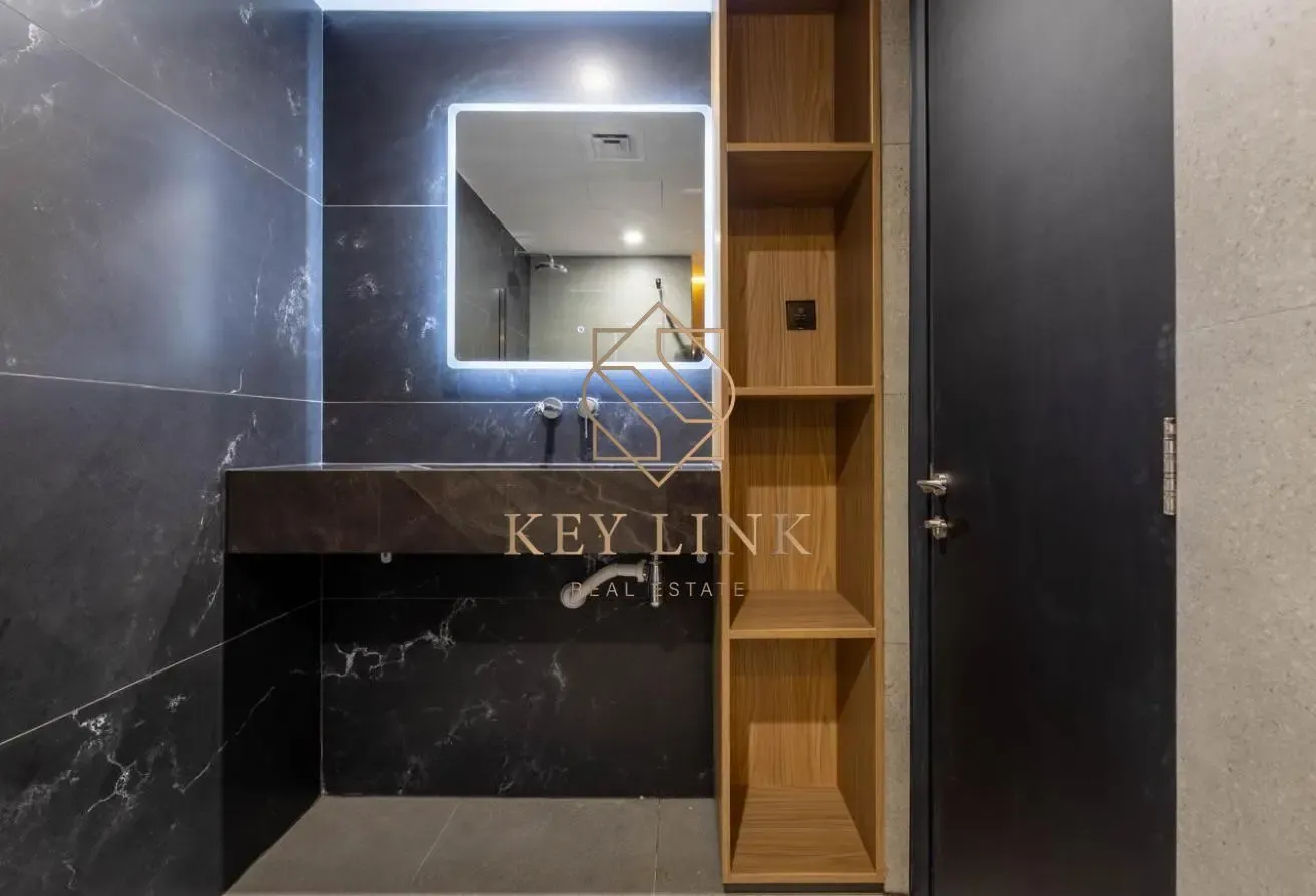 Marina View | Fully Upgraded | Exclusive