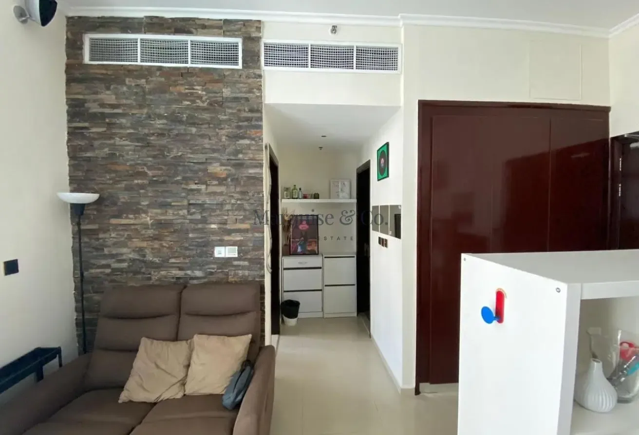 Spacious, Vacant and Furnished Studio