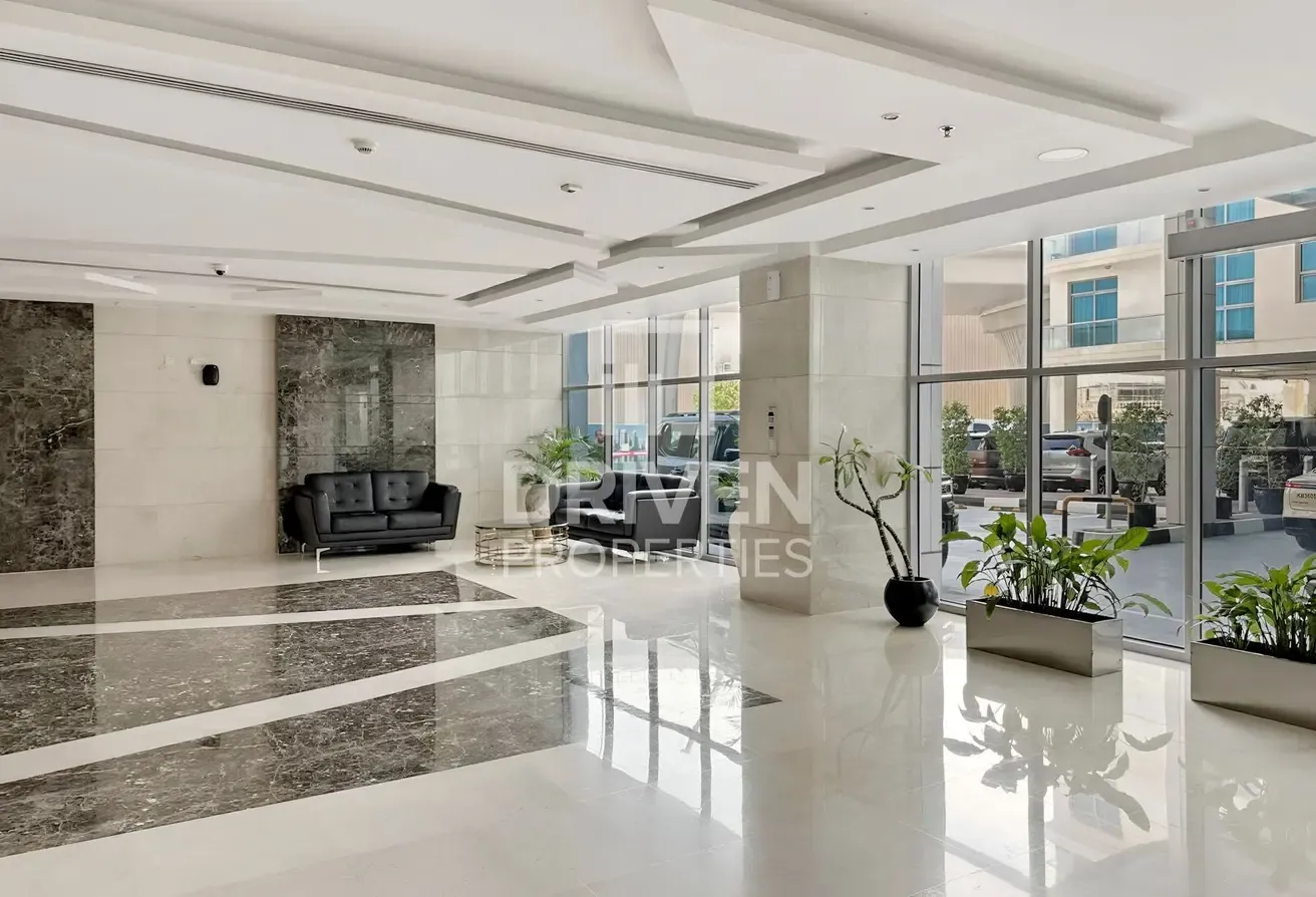 Spacious | Low Floor | Tenanted | Great Location