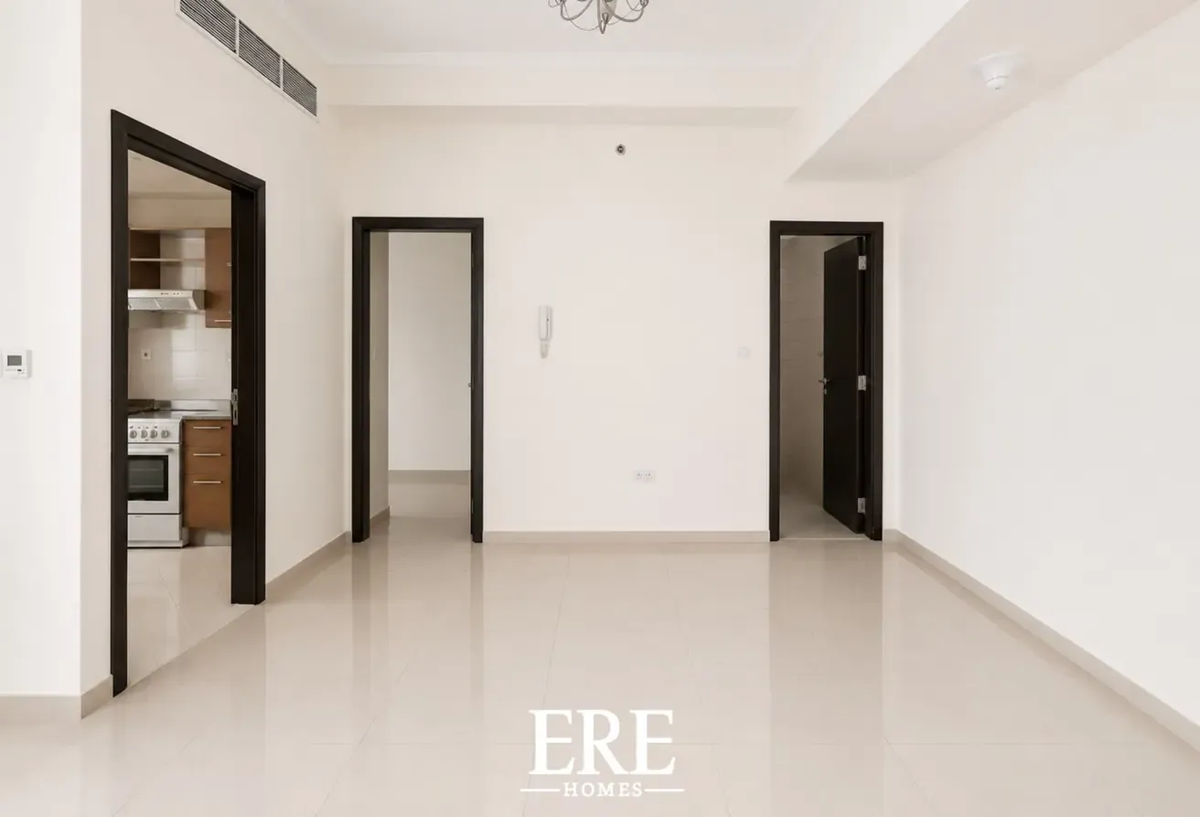Spacious 1BR for Sale | DEC Towers Dubai Marina